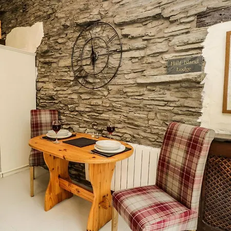 Half Island Lodge Dom wakacyjny Kendal